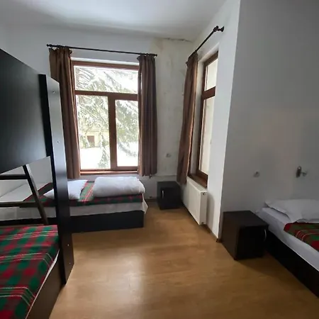 Hotel Хижа Планинец - Тревненски Балкан