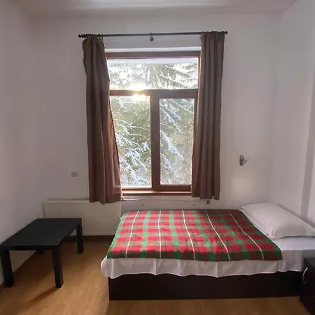 Hotel Хижа Планинец - Тревненски Балкан *