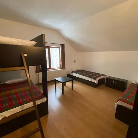 Hotel Хижа Планинец - Тревненски Балкан