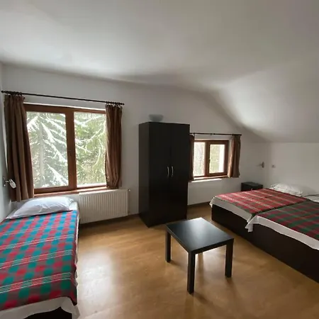 Lodge Хижа Планинец - Тревненски Балкан *