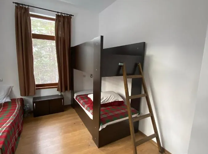 Хижа Планинец - Тревненски Балкан *