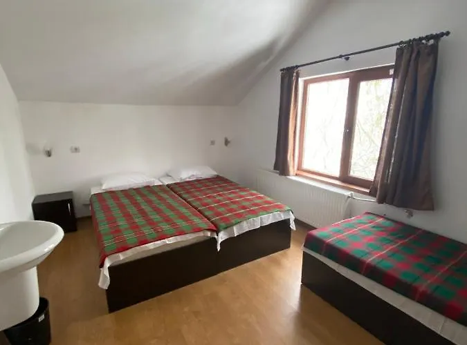 Хижа Планинец - Тревненски Балкан Radevtsi