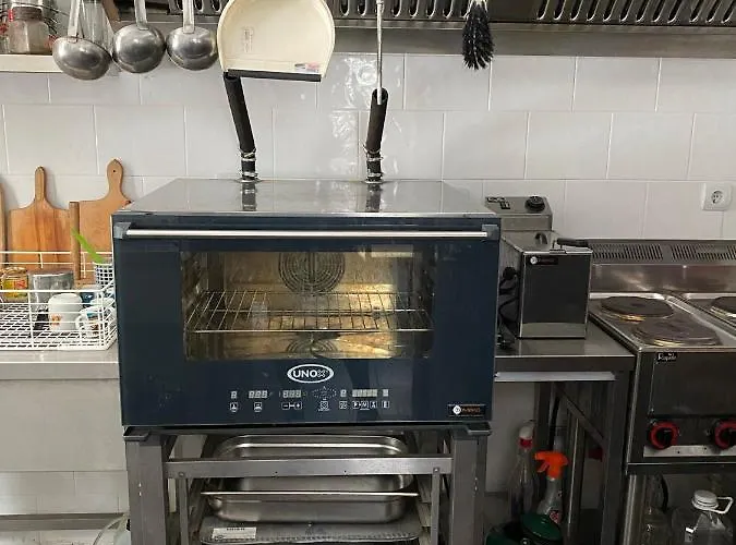 Otel Хижа Планинец - Тревненски Балкан