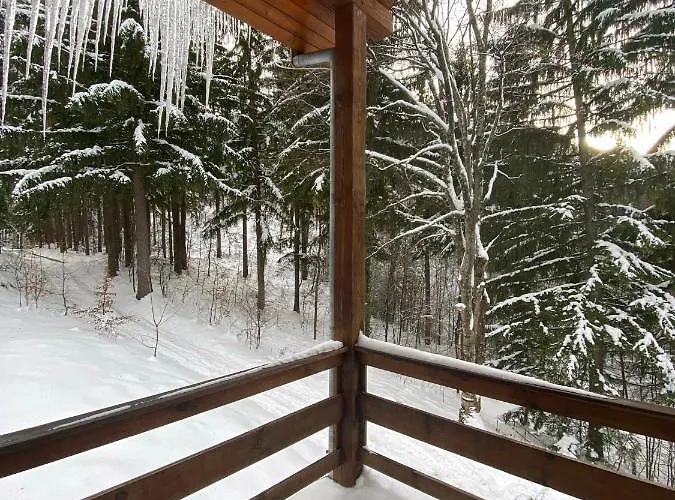 Otel Хижа Планинец - Тревненски Балкан *